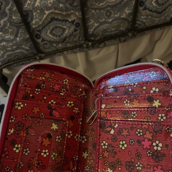 Sakroots Wallet new without tags! - Picture 2 of 2